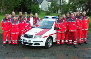 Aus 18 Aktive bestand 2005 das Helfer-vor-Ort-Team. Immer zwei von ihnen übernehmen             gleichzeitig Bereitschaft.